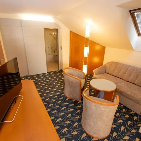 Rokohof Hotel 3*