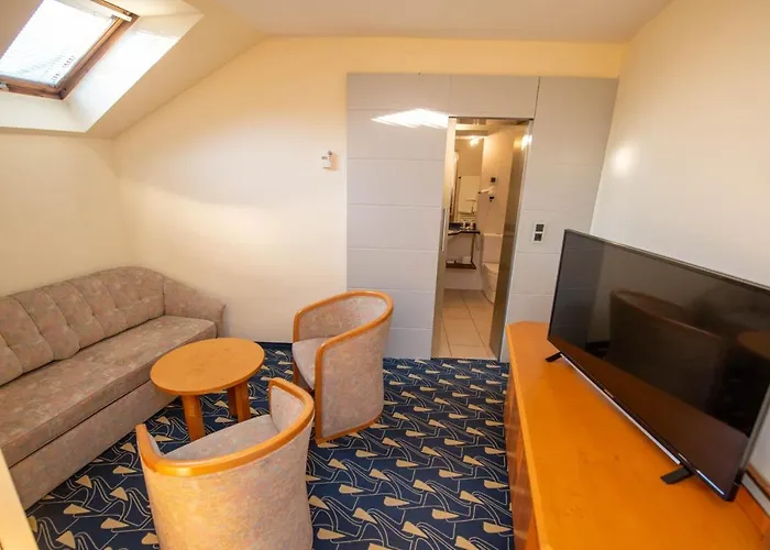 Szálloda Rokohof Klagenfurt am Woerthersee